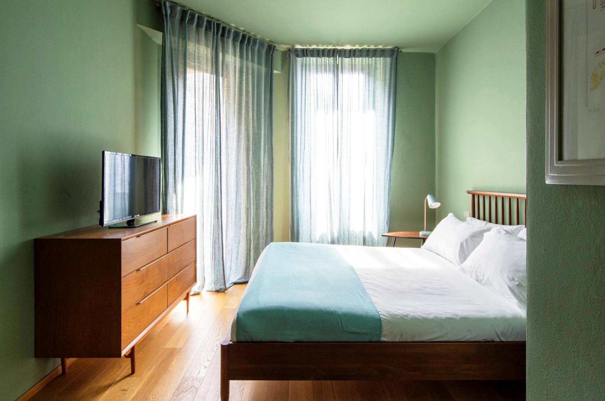 Domus Plinii 1792 Suites Faggeto Lario Room photo
